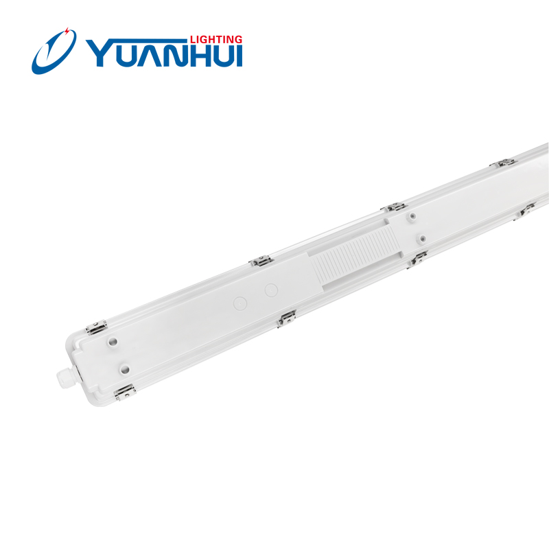 IP66 Waterproof 8FT LED Light Vapor Tight Triproof Luminaire With Dlc NSF