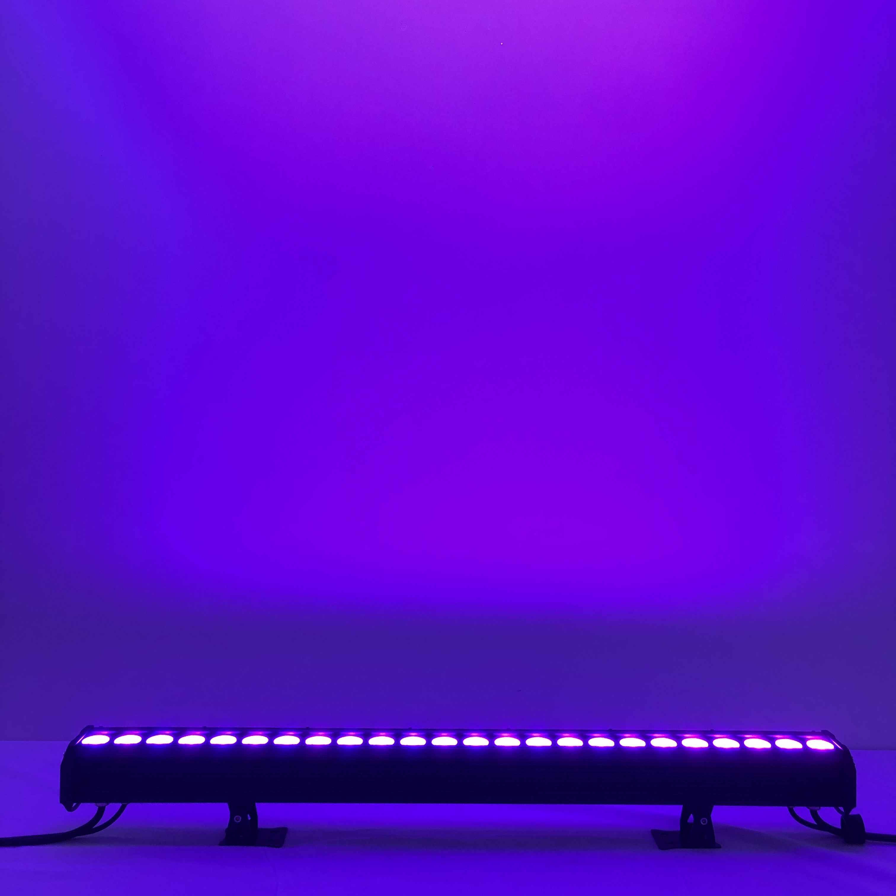 24pcs 3W RGB 3in1 LED Wall Wash Light LED Outdoor IP65 Waterproof Led Wall Washer Bar for Building
