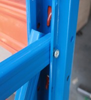 Horizontal bracing