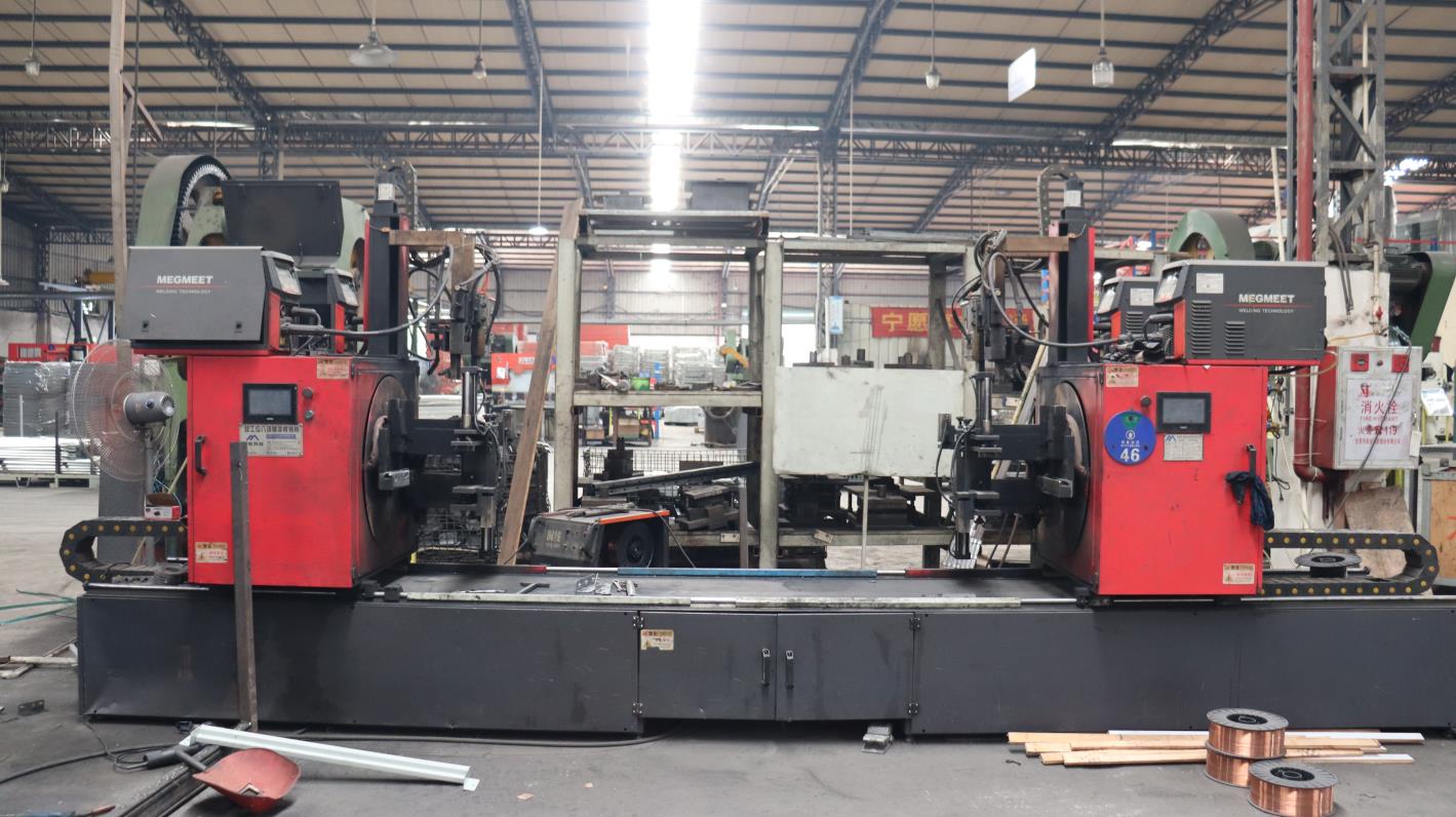 Pulse Welding Machine