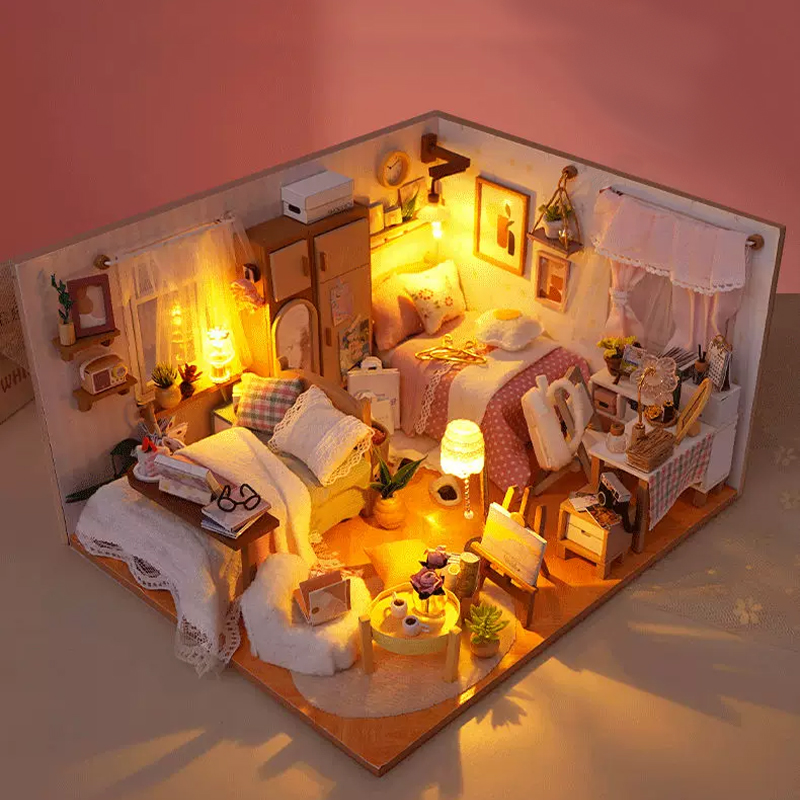 Miniature Design Detail 1