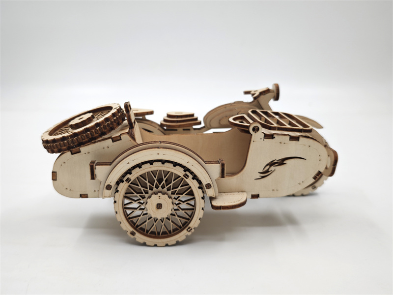 Layered Wooden Parts Mechanical Model
