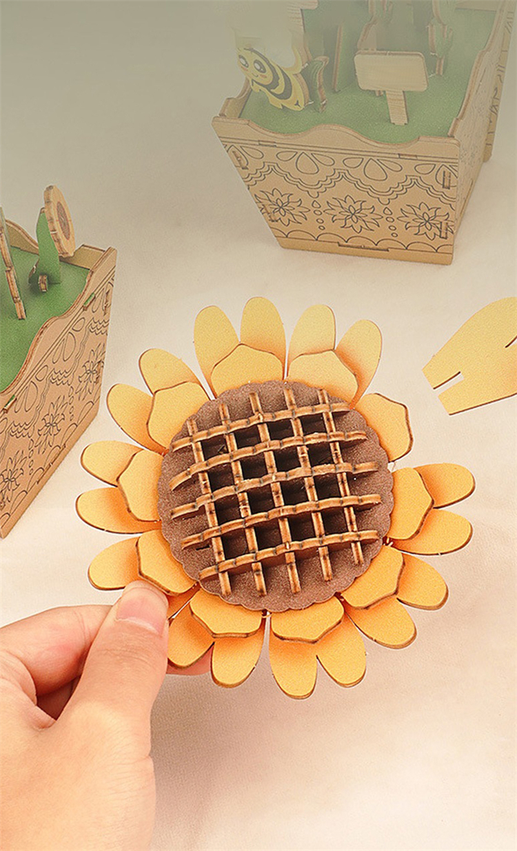 Wooden Assembled Sunflower (2)