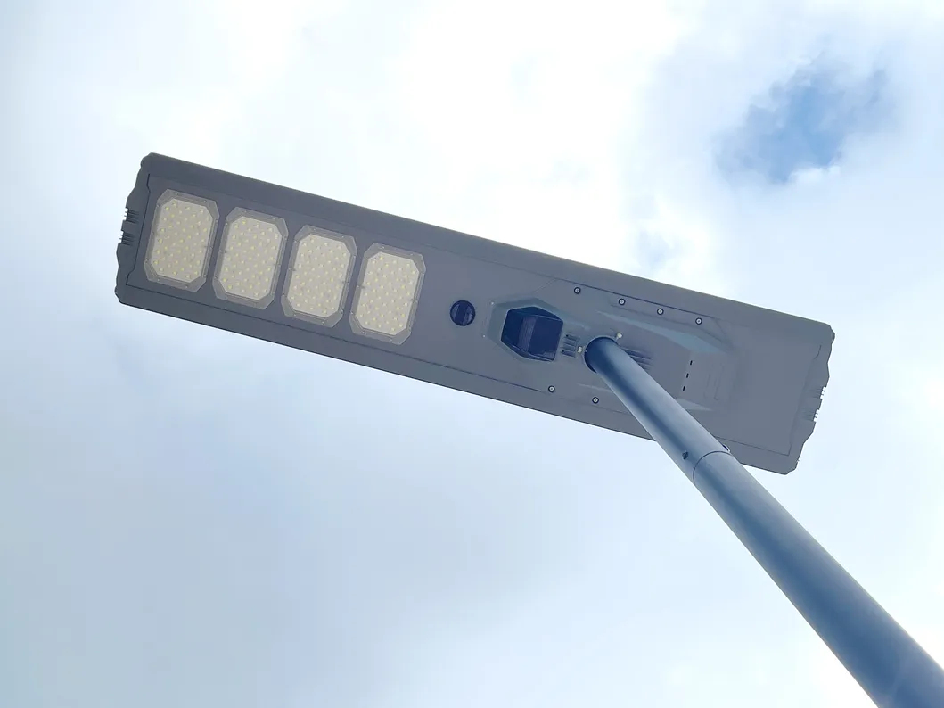 4G CCTV Solar Street Light Starship III 800W