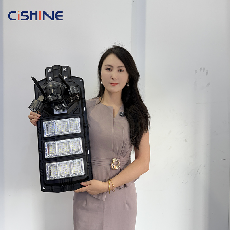 Cishine 80W-200W All-in-One Solar Street Lights for Outdoor Use