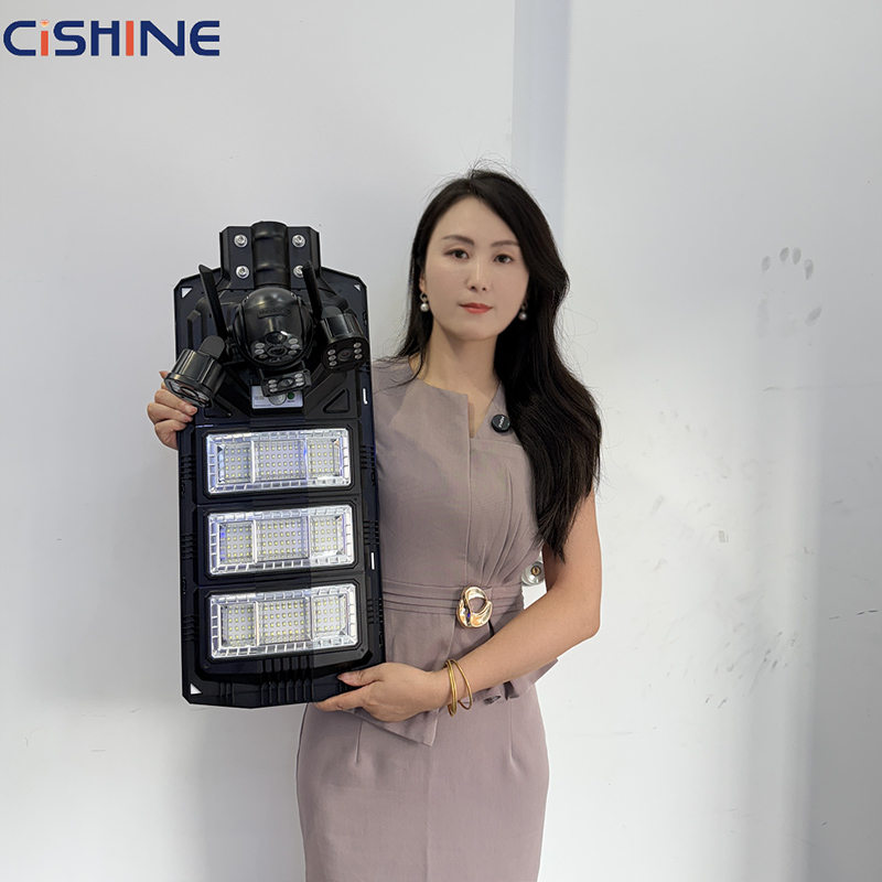 Cishine 80W-200W All-in-One Solar Street Lights for Outdoor Use