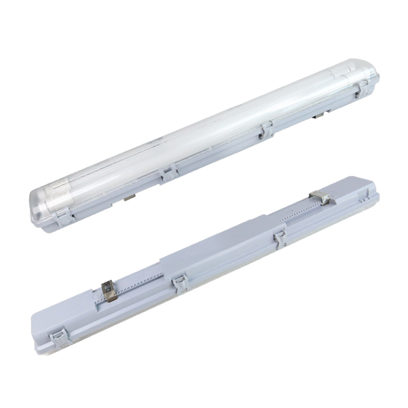 2ft 4ft 5ft LED Tri-proof IP54 Emergency Ceiling Light 120 Beam Angle 3/5 Year Warranty CRI 80 3000K-5700K for Industrial Wet