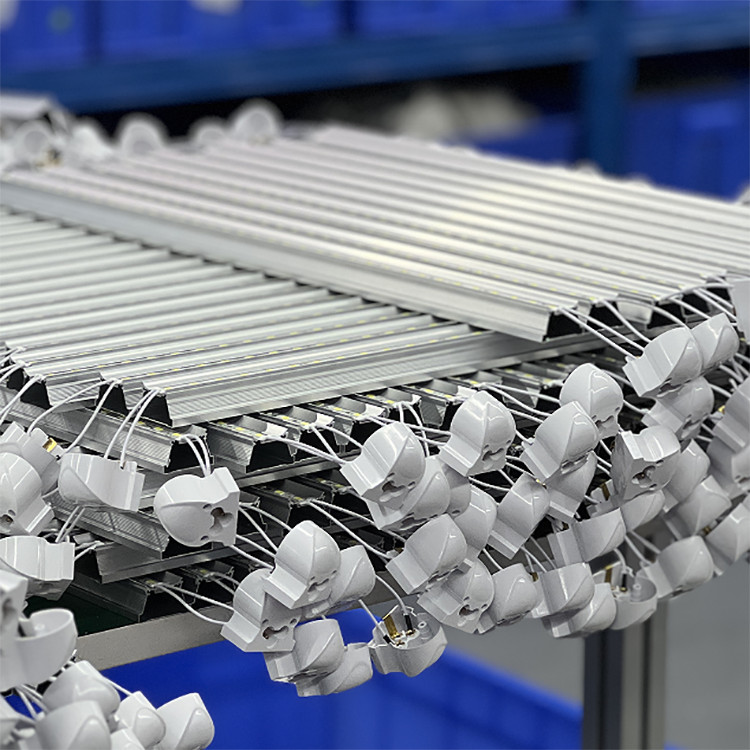 Super Bright High Quality LED Strip Lights IP65 One Piece LED Linear Lamp for Batten Use High Colour Rendering Index