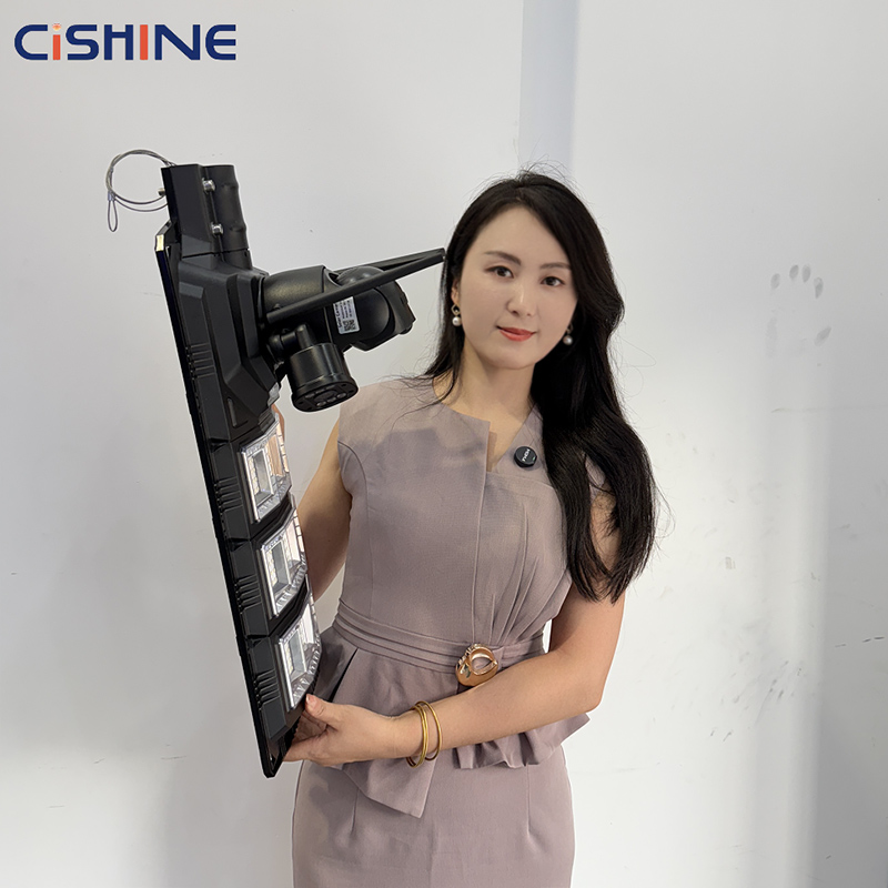 Cishine 80W-200W All-in-One Solar Street Lights for Outdoor Use