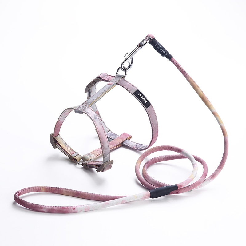 Conjunto de Coleira de Gato com Peitoral Ajustável de Nylon e Corda de Tração