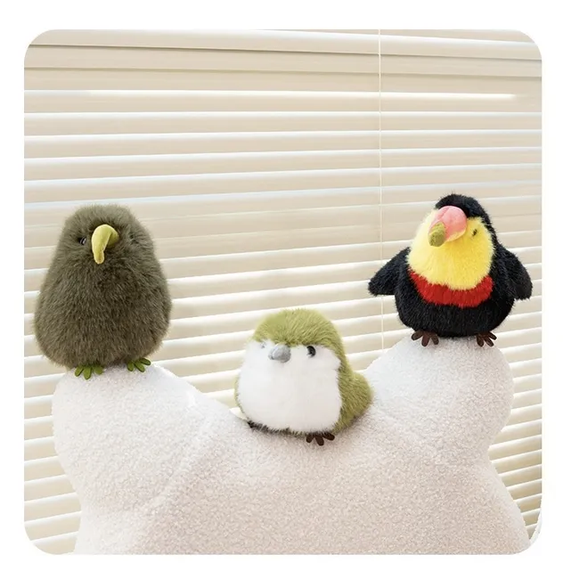 Kiwi plush detail