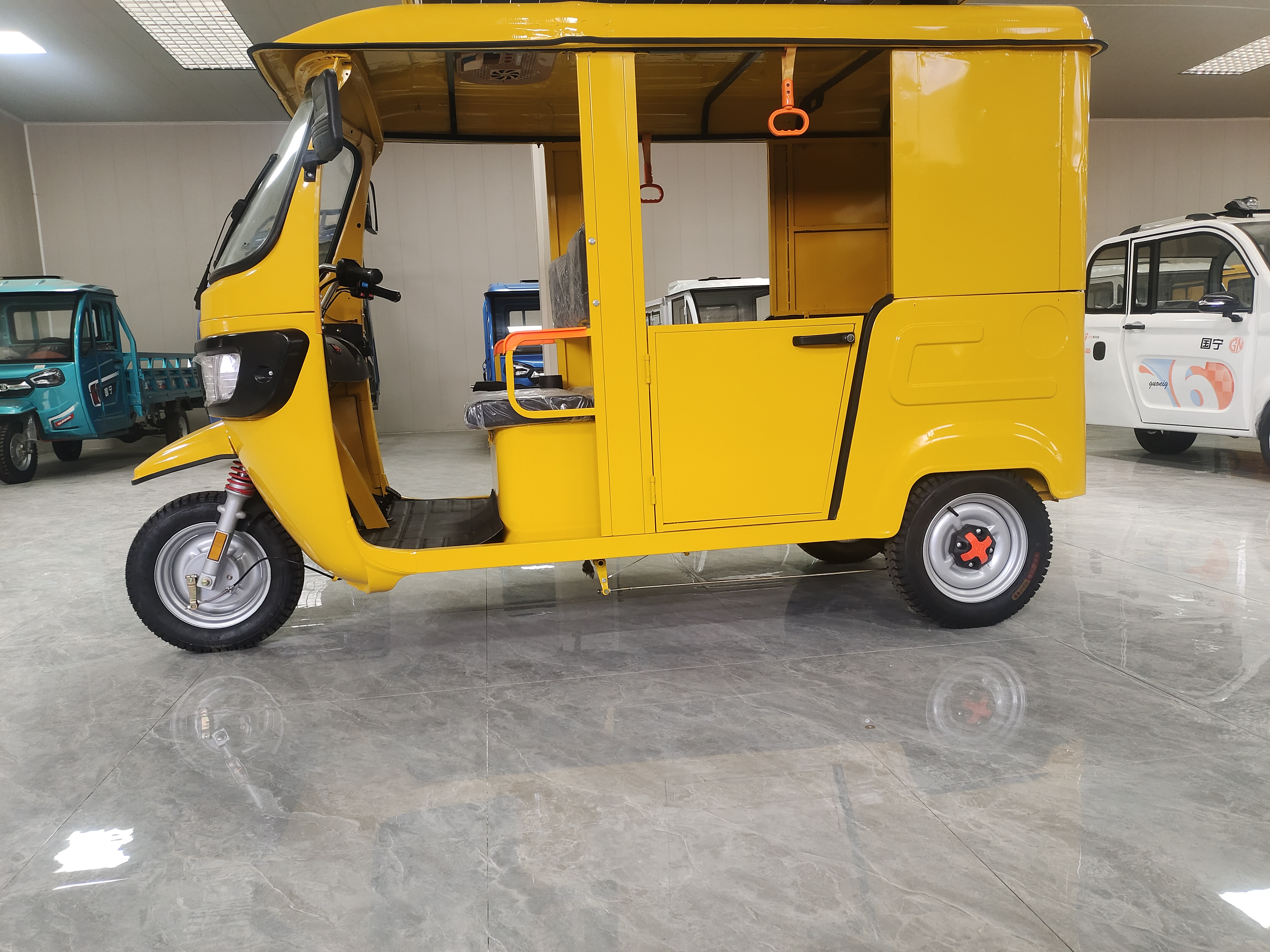 China High-Quality   Electric  Passenger Tricycle Green Tuk Tuk Vehicles (S2- 2880) Supplier, Suppliers