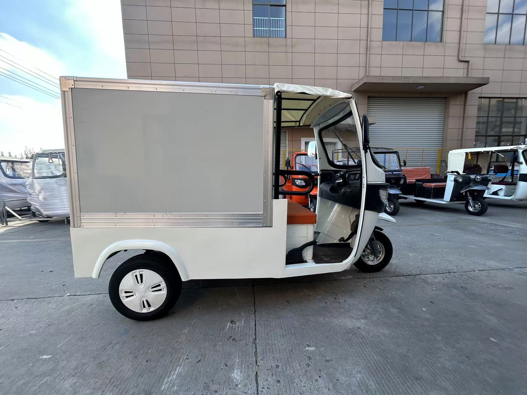 China Electric Tricycle with Cabin Closed Cargo Box for Delivery Manufacturers, Suppliers