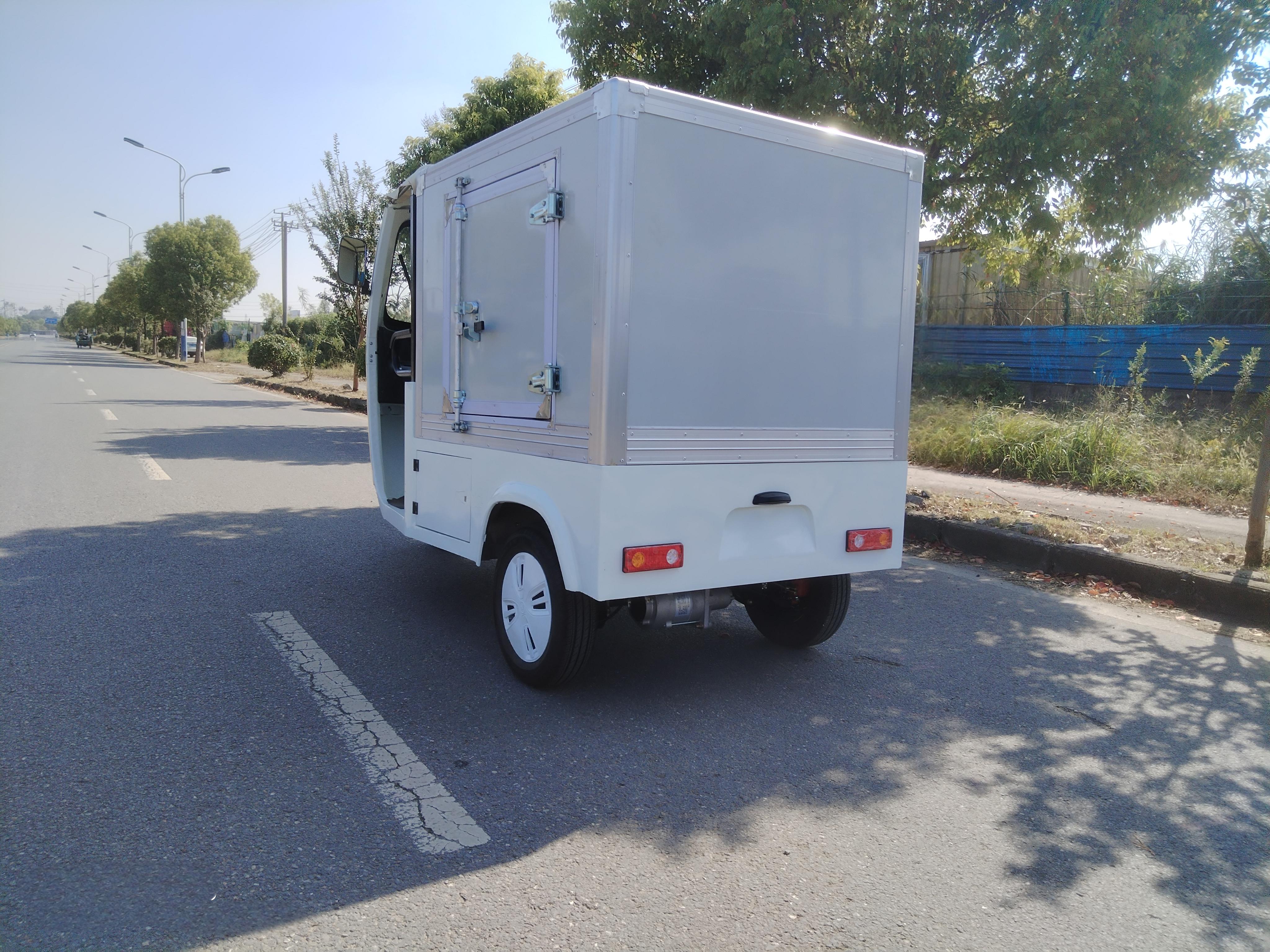 China Electric Tricycle with Cabin Closed Cargo Box for Delivery Manufacturers, Suppliers