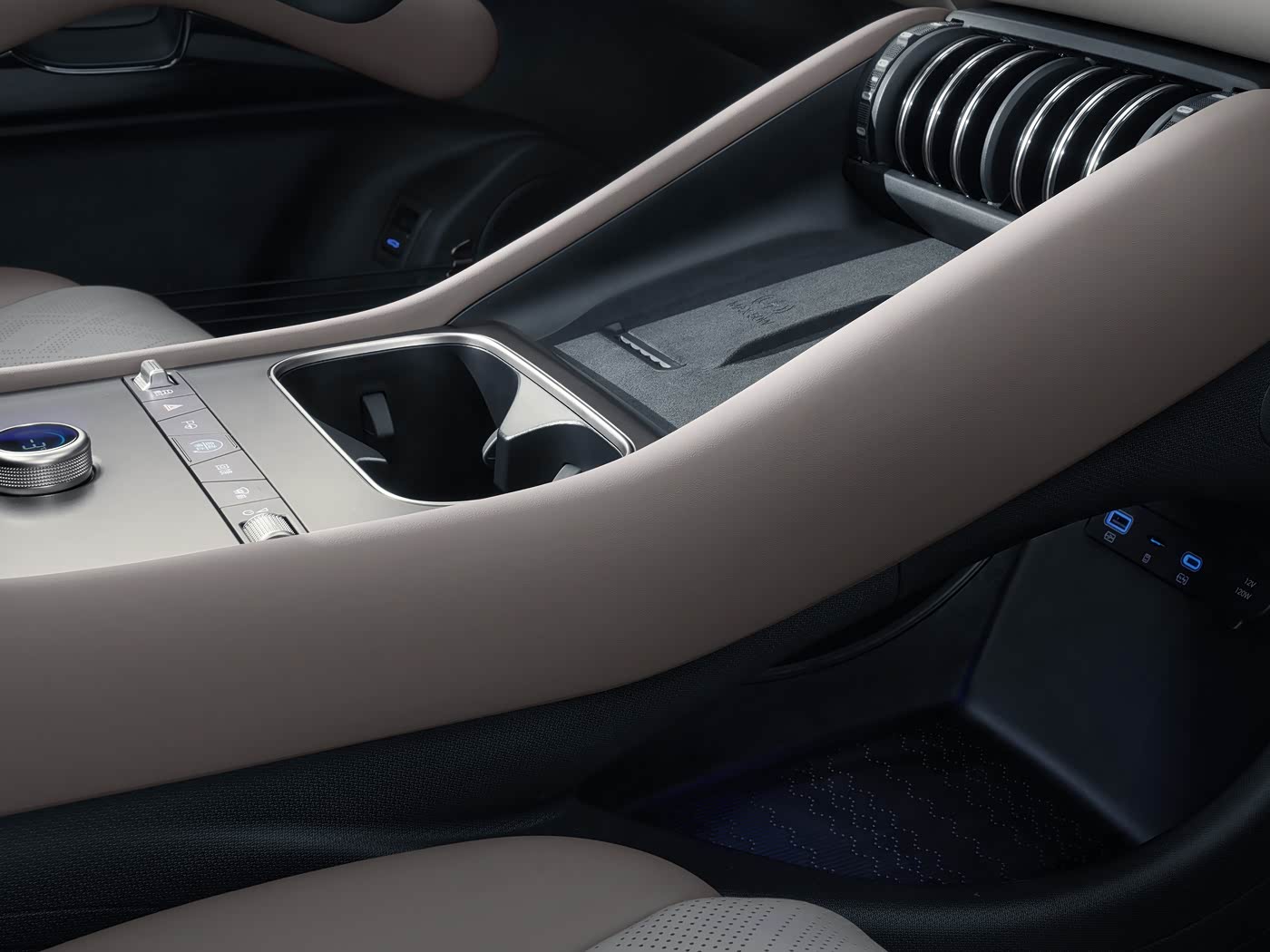 BYD Yuan PLUS 2025 510KM Automotive SUV 3