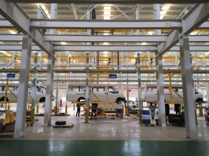 Li Mao Tong vehicle assembly workshop — precision engineering process