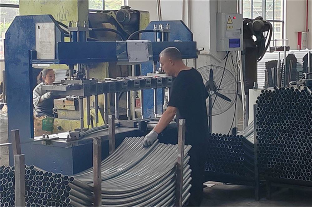 Funjump metalworking workshop - surface treatment and coating