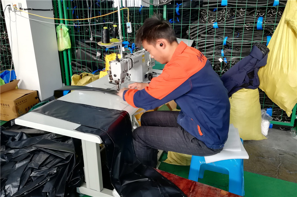 Funjump sewing workshop - double-stitch reinforcement on jumping mat