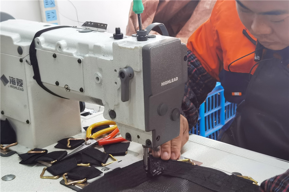 Funjump sewing workshop - trampoline pad edge reinforcement