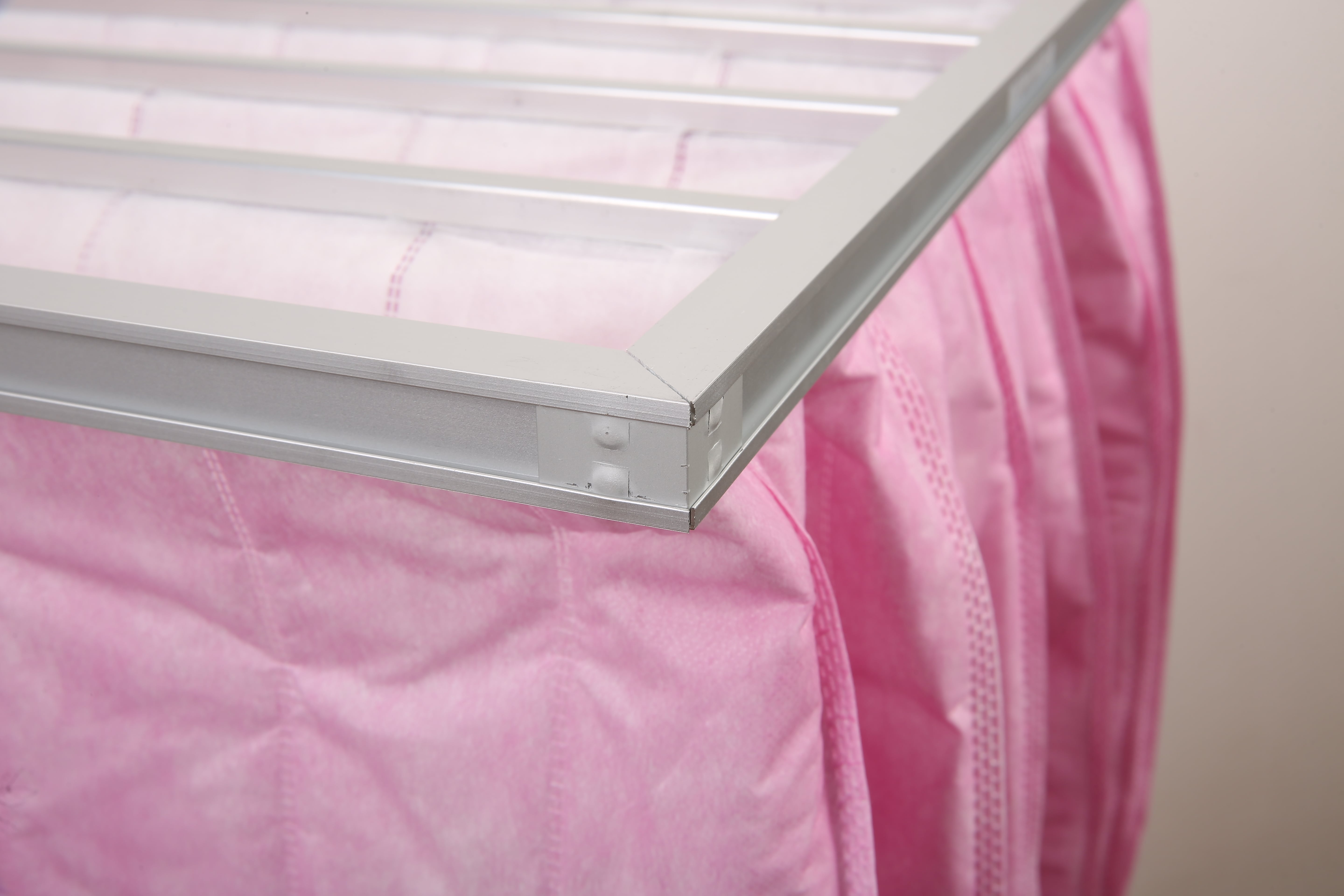 Synthetic Pocket Filter Detail 1