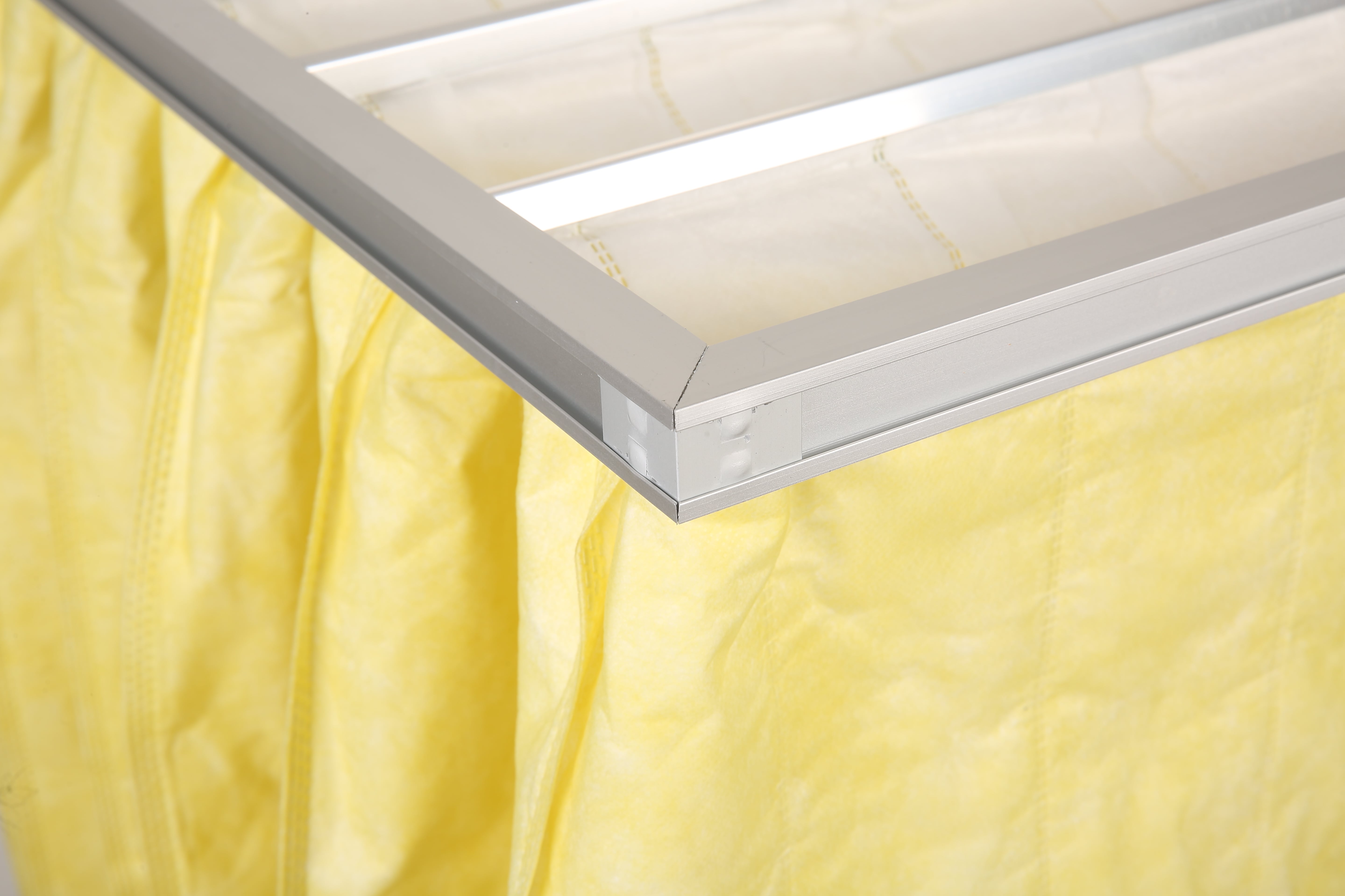 Synthetic Pocket Filter