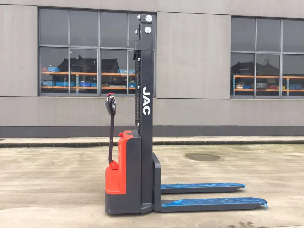 Electric Pallet Truck Operation