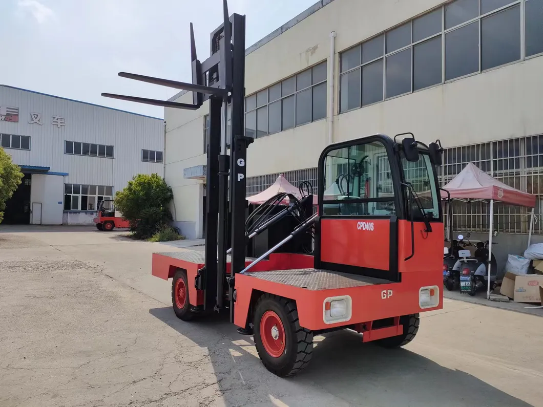 Electric Side Loader Forklift 1