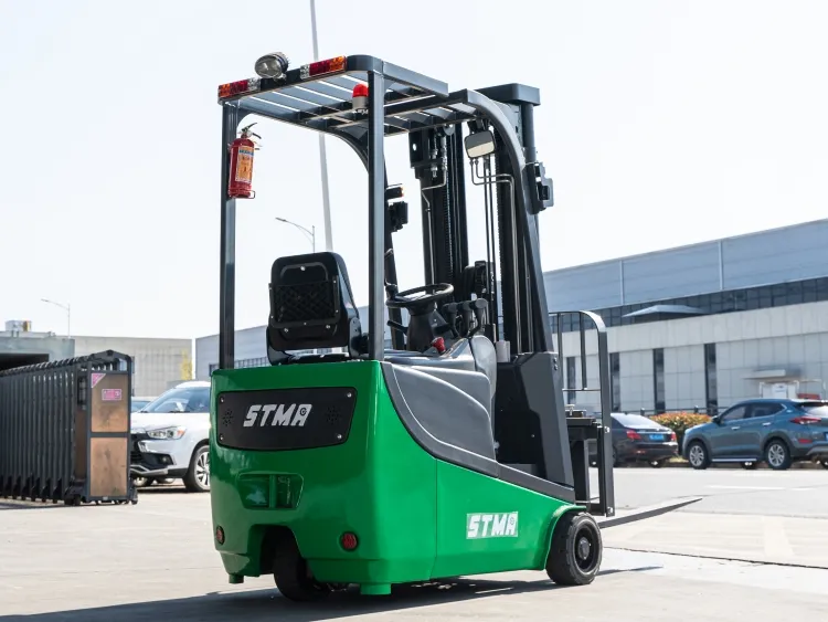 Electric Forklift Operation