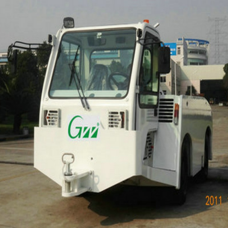 Diesel Electric Airport Baggage Tug Aircraft Tow Tractor Aeroplane Towing Tractors