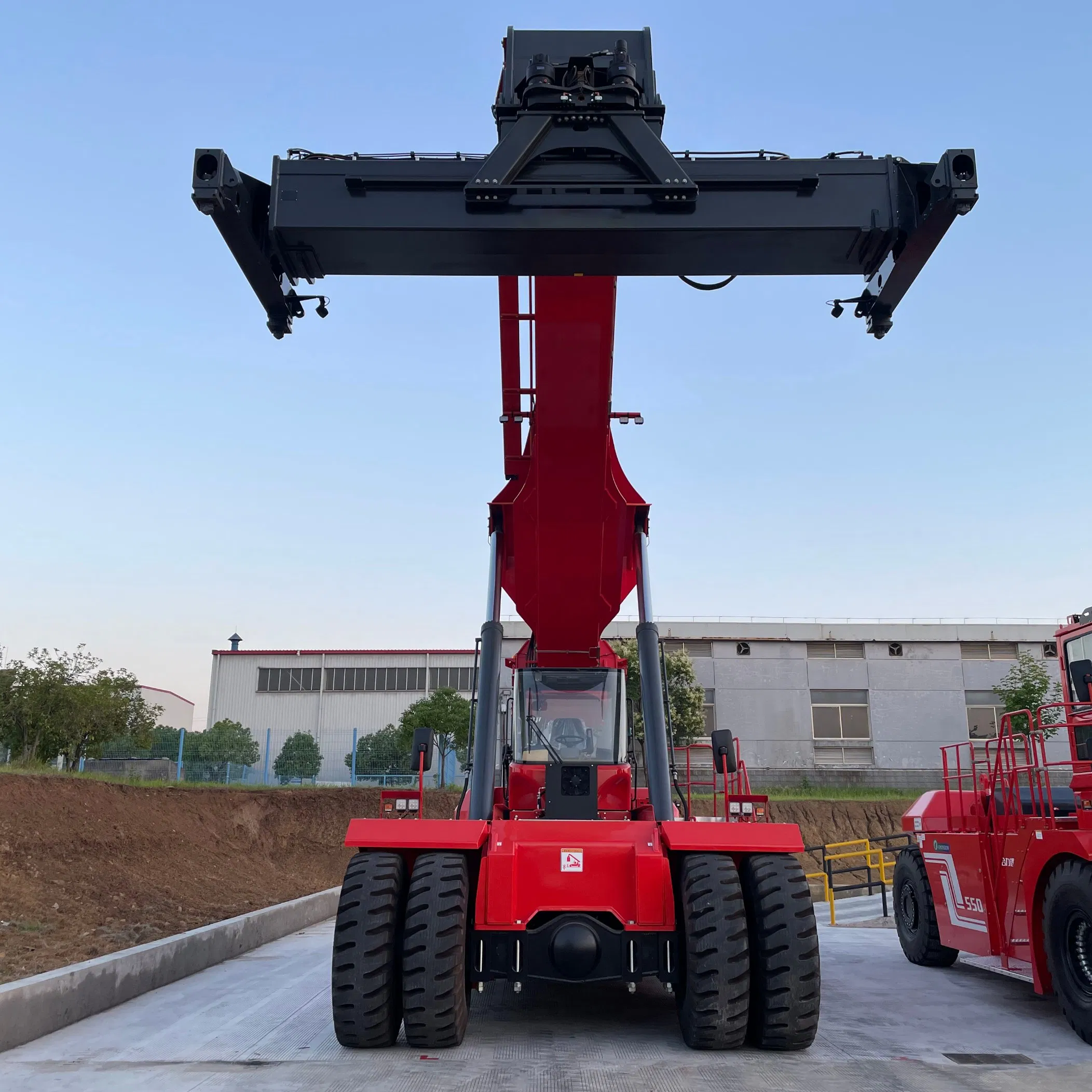 High Quality 45 Ton Reach Stacker Loaders for Ports Lifting Machine