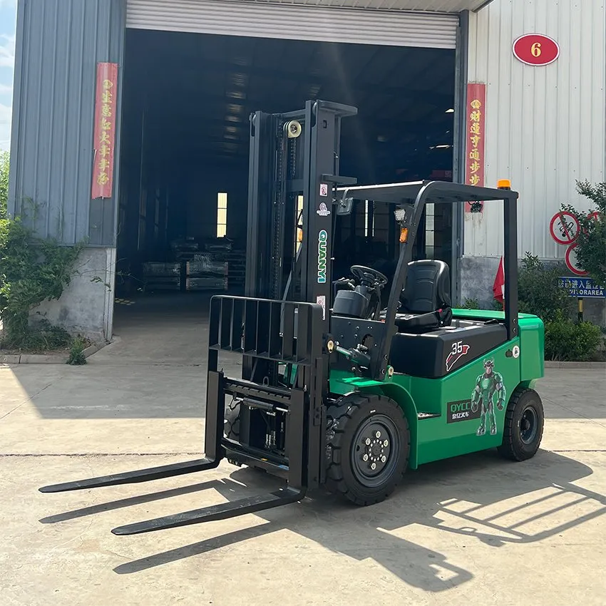 Electric Forklift Port Operation