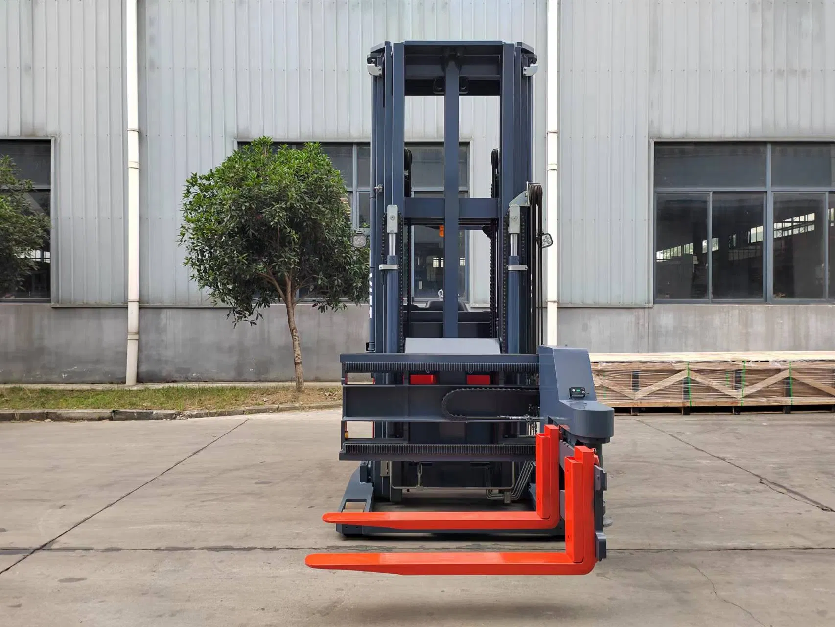 Narrow Aisle Material Handling Equipment 3 Way Pallet Stacker Reach Truck