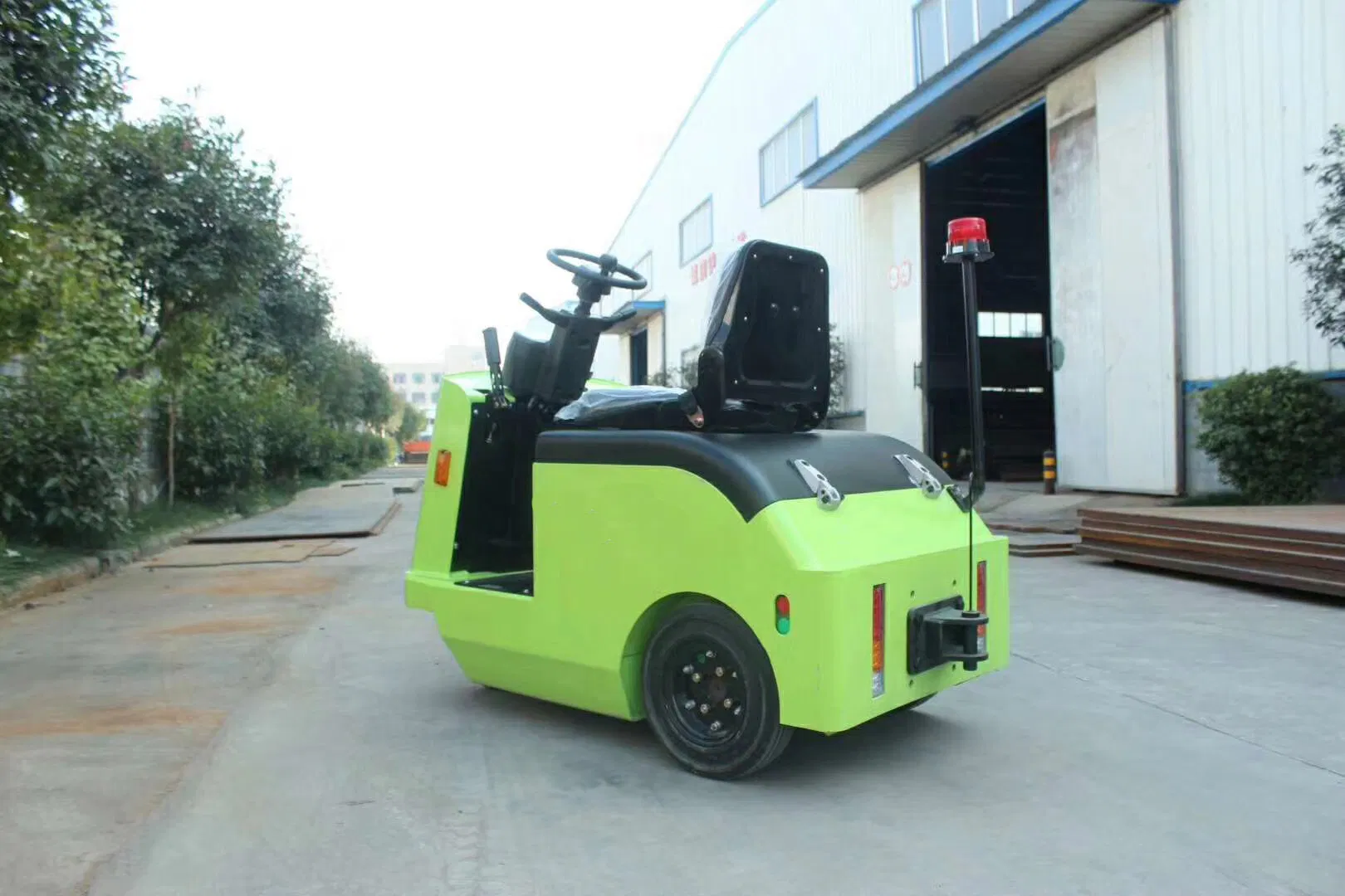 2 Ton Electric Tow Tractor Trailer Battery Truck