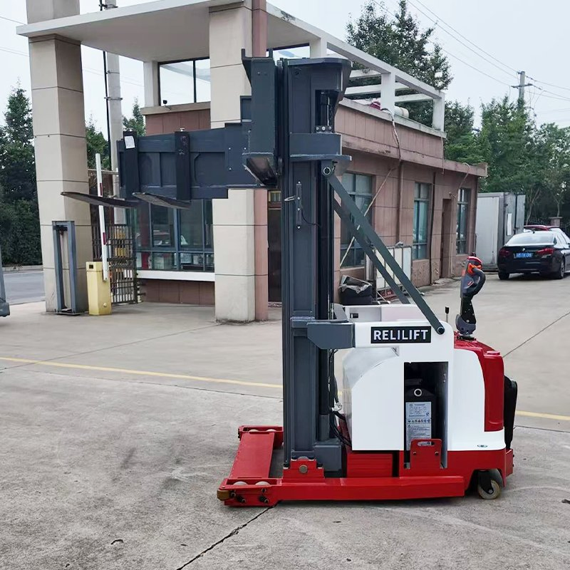 Advanced Multi Directional Forklift Easy Maneuverability Long Battery Life Stand on 3 Way Electric Forklift