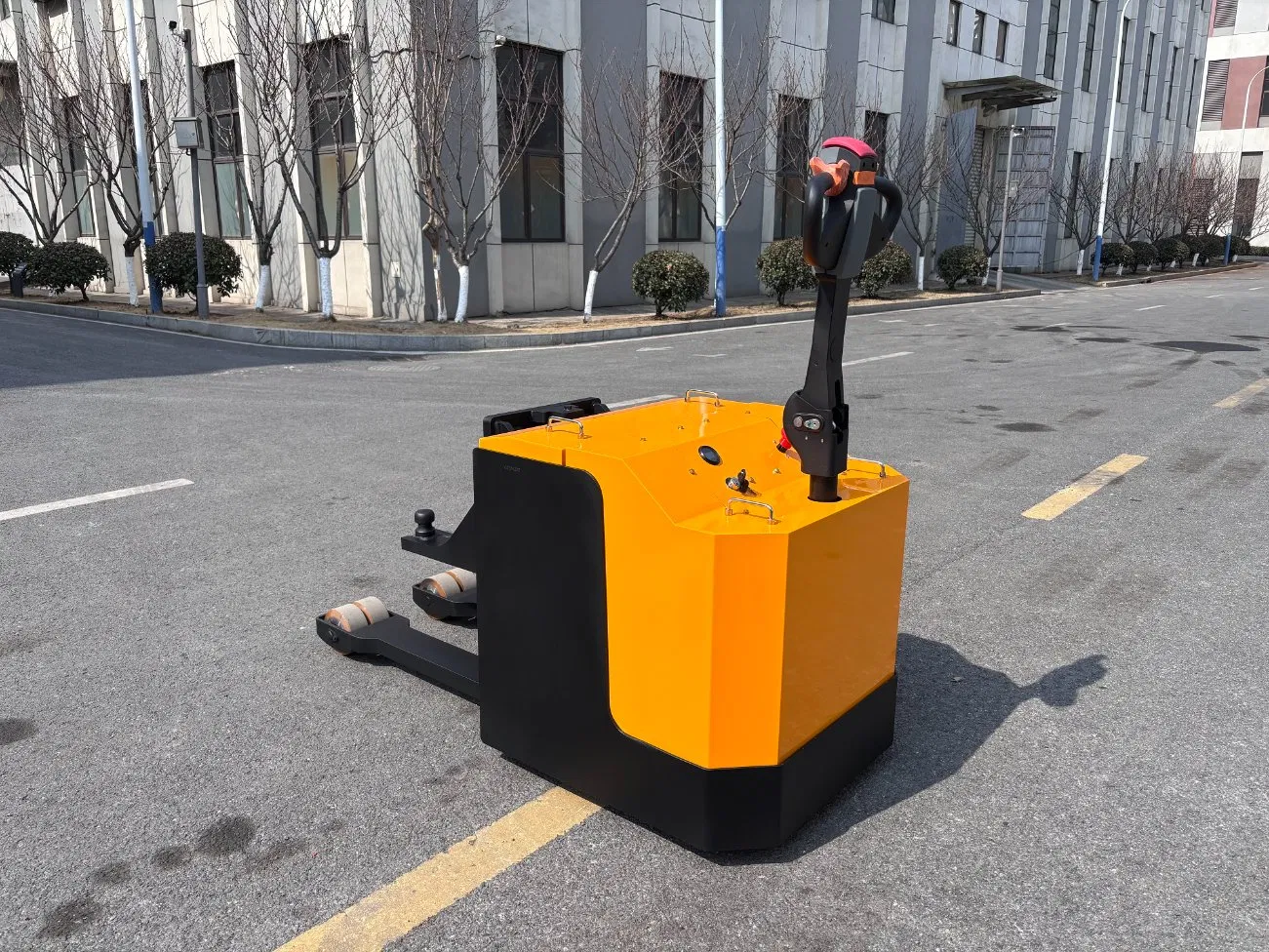 Original Factory Tow Tractor 5tons Electric Tractor Truck Electric Towing Tractortowing Cargo Conveyor Tug Tractor