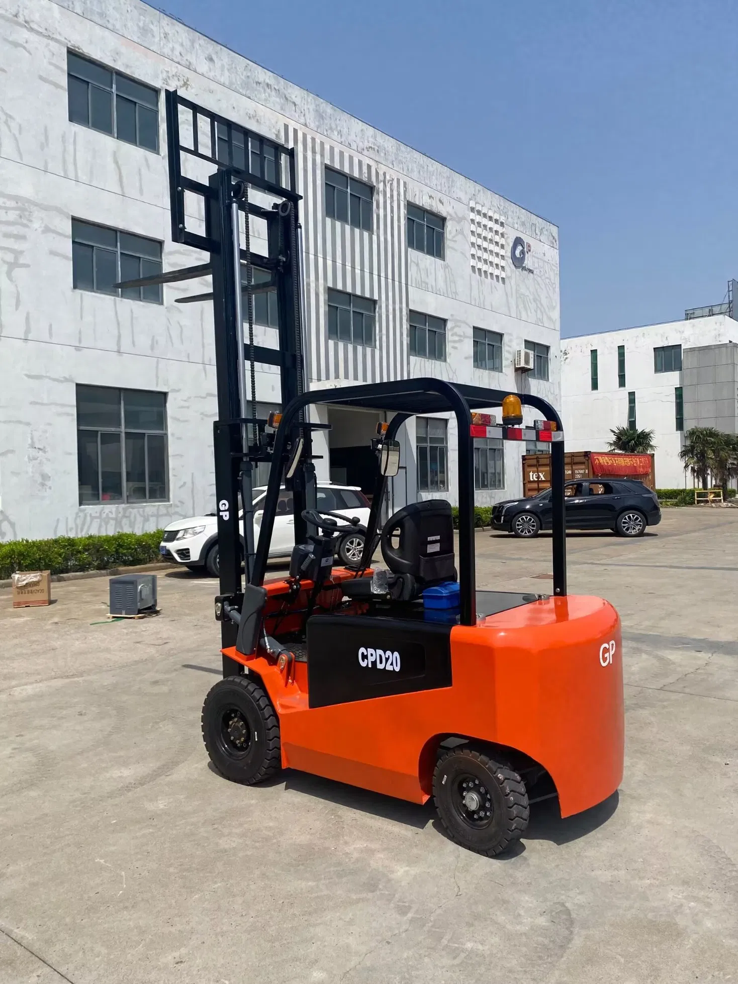 Triplex Full Free Mast of Lifting Height 4.5m- 2t Explosion-Proof Electric Forklift (CPD20)