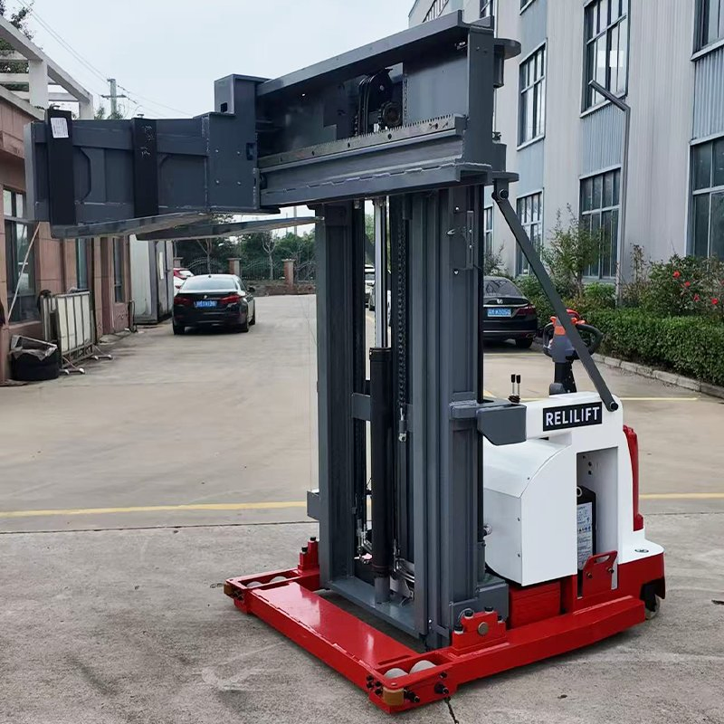 Advanced Multi Directional Forklift Easy Maneuverability Long Battery Life Stand on 3 Way Electric Forklift