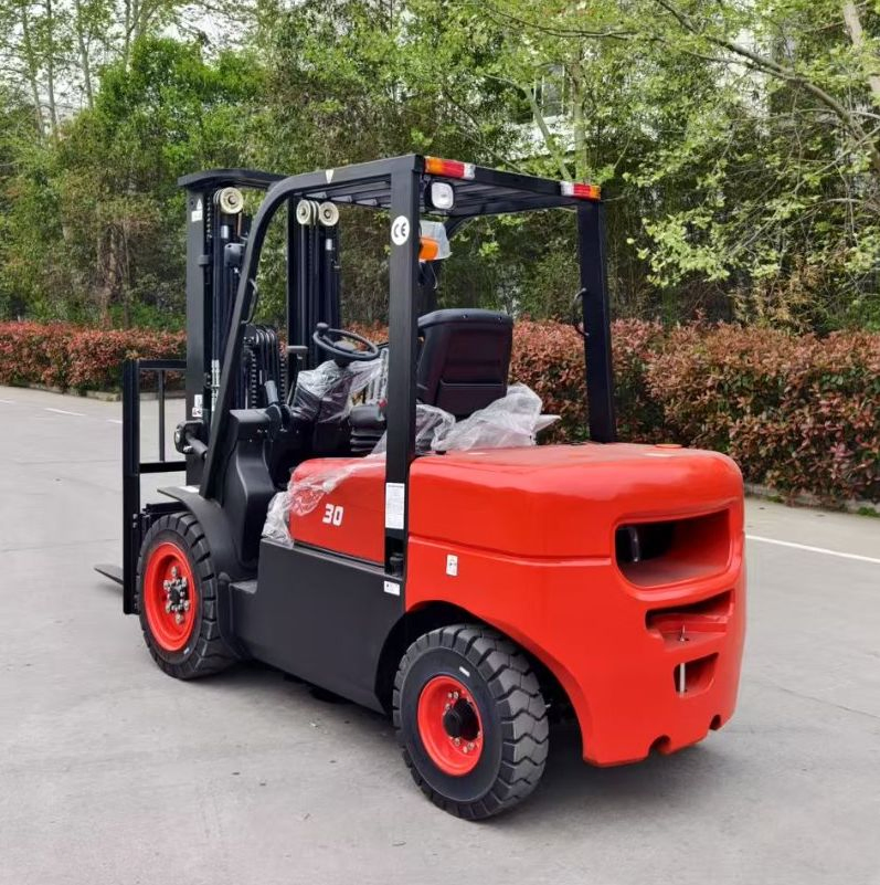 Multi Directional 3 Ton Diesel Electric Forklift Truck Industrial Construction Lifting Equipment