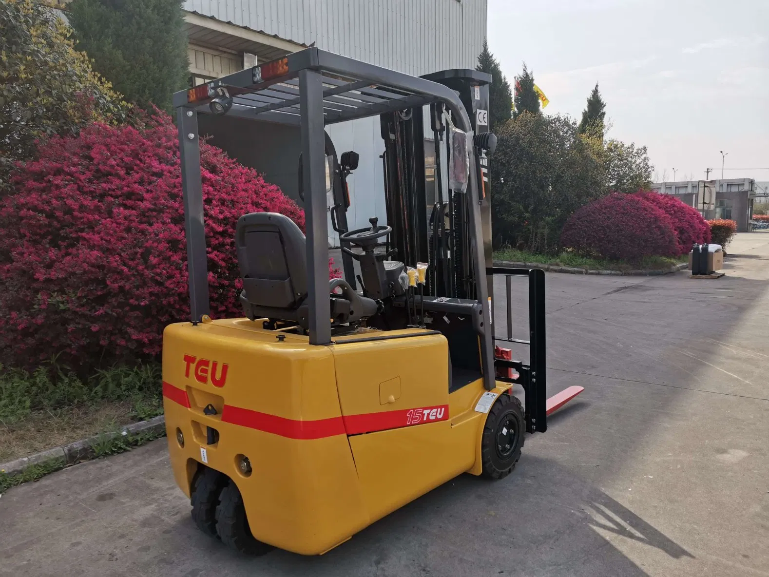 1.5-2.0 Ton Electric 3 Three-Wheel Battery Reach Diesel Forklift Truck