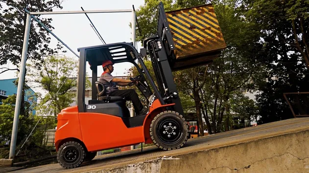 Forklift Use Case 1
