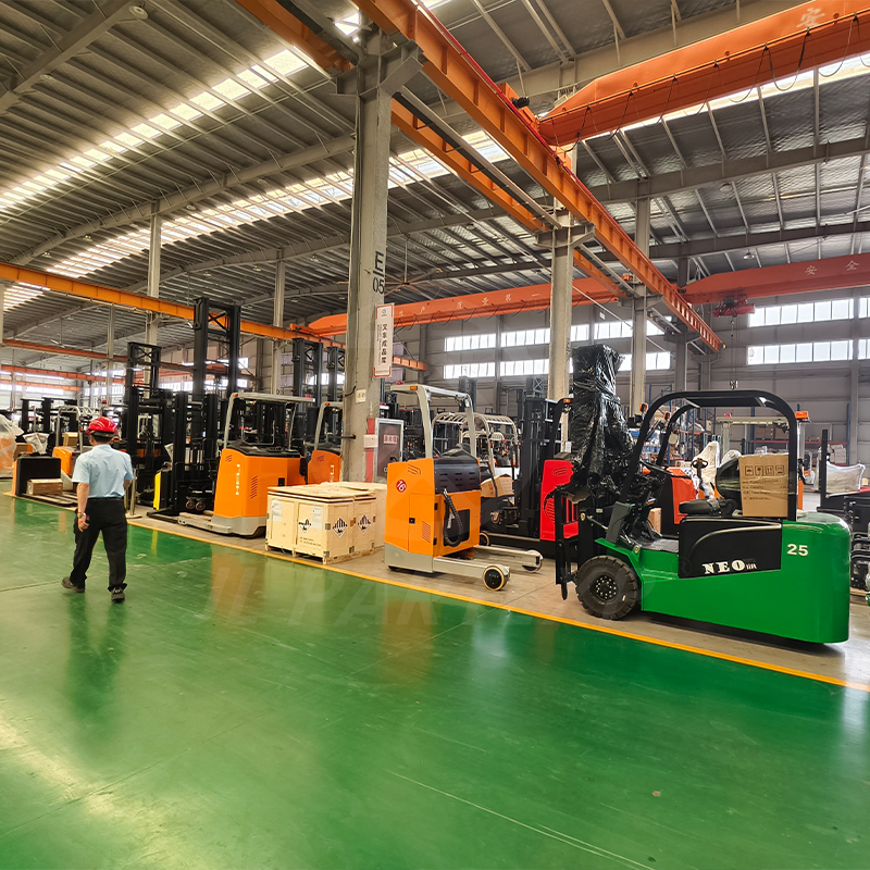 Electric Forklift Truck 1.2 Ton Farm All Terrain Powerful Diesel Rough Terrain Forklift Durable