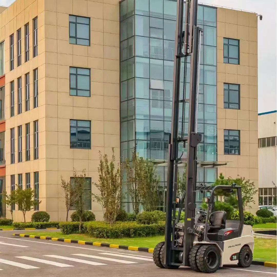 Heli Crown High Capacity Electric Telescopic Forklift Counterbalance Self Loading Forklift for Industrial Material Handling