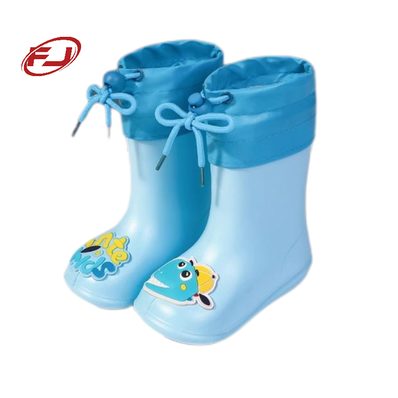 Fashionable Kids Rainshoes for Outdoor Excursions and Daily Comfort