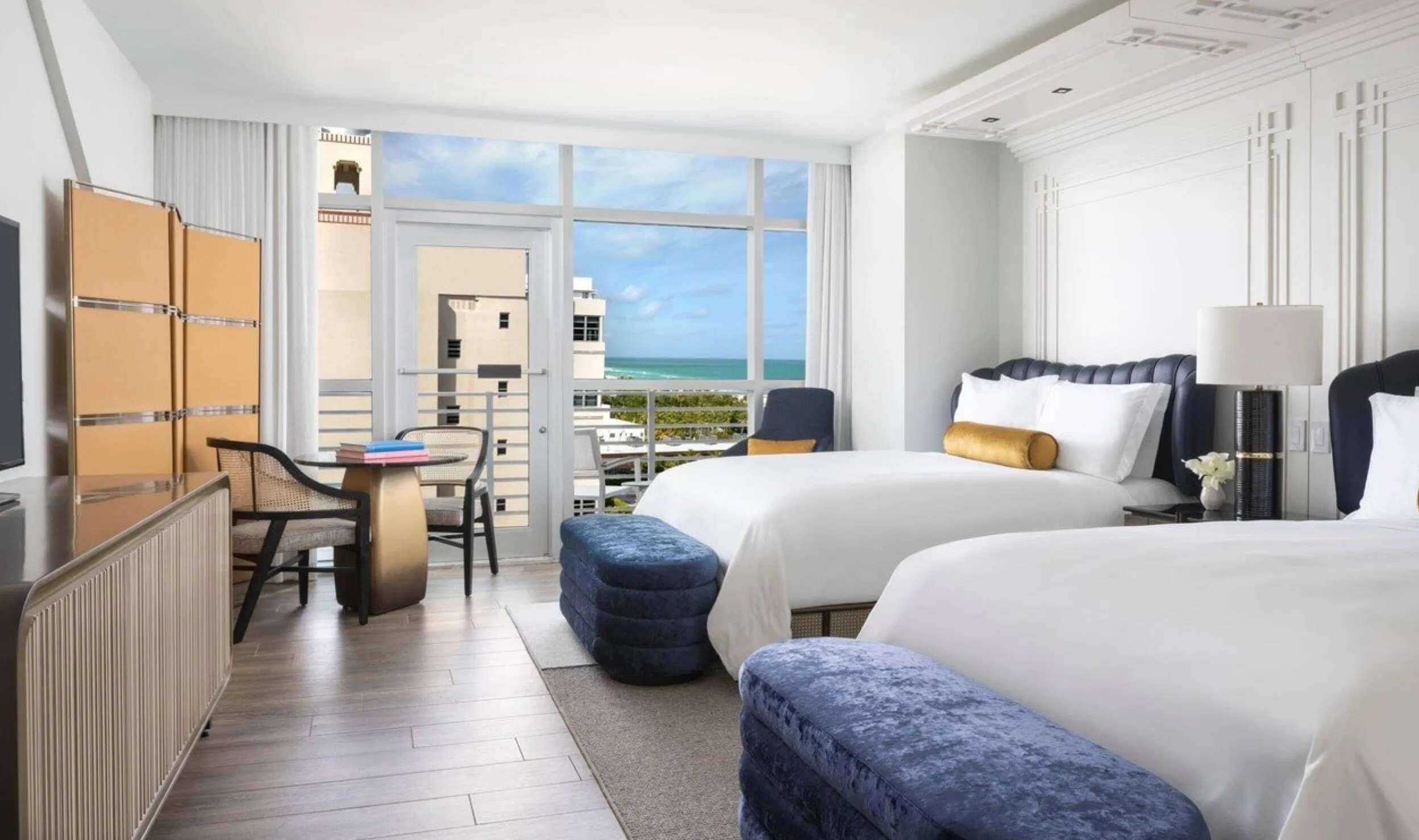 Ritz Carlton Brand Luxury Customized Hospitality Solutions of Hotel Bedroom Furniture