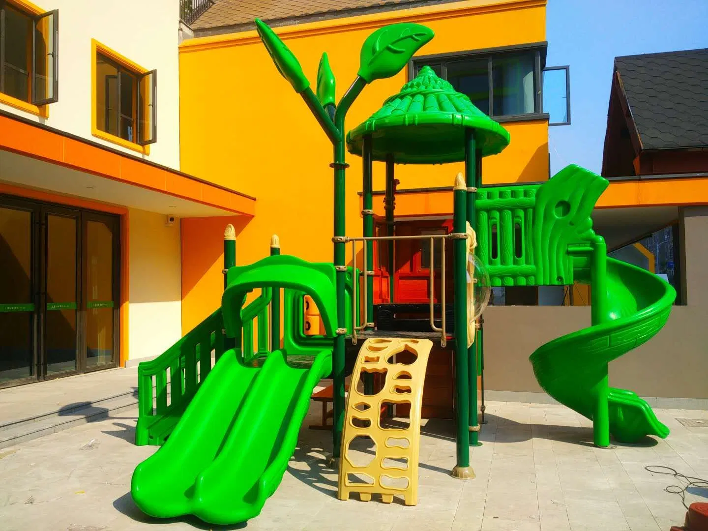 Customizable New Forest Series Jungle Outdoor Plastic Playground for Kids