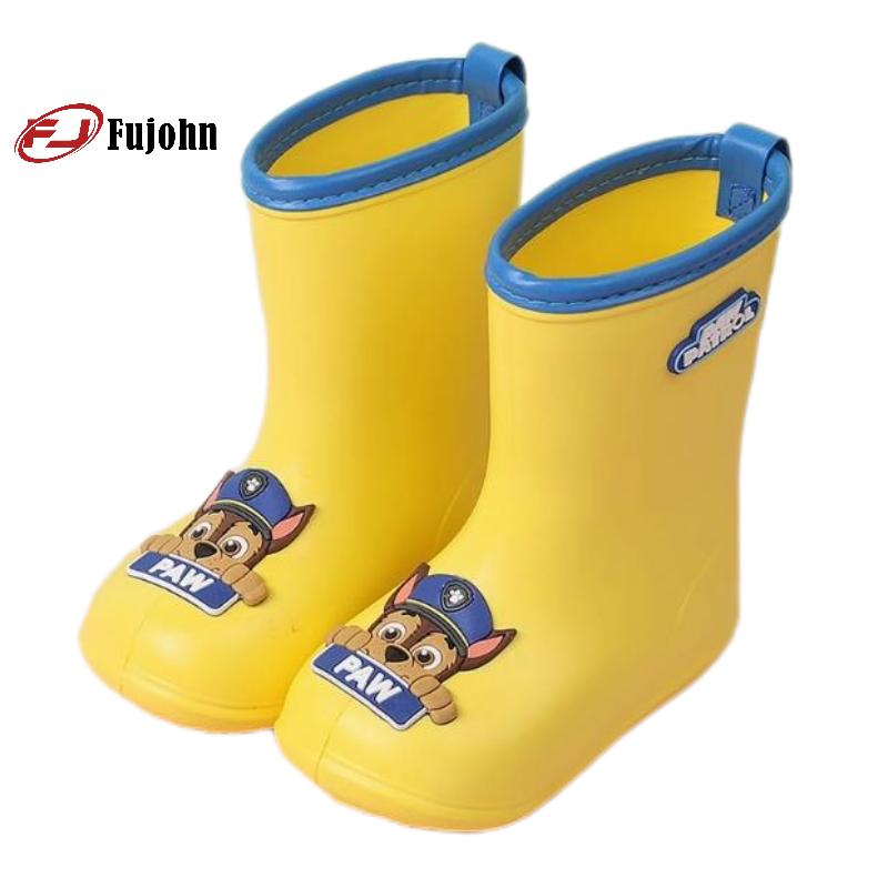 Fashionable Kids Rainshoes for Outdoor Excursions and Daily Comfort