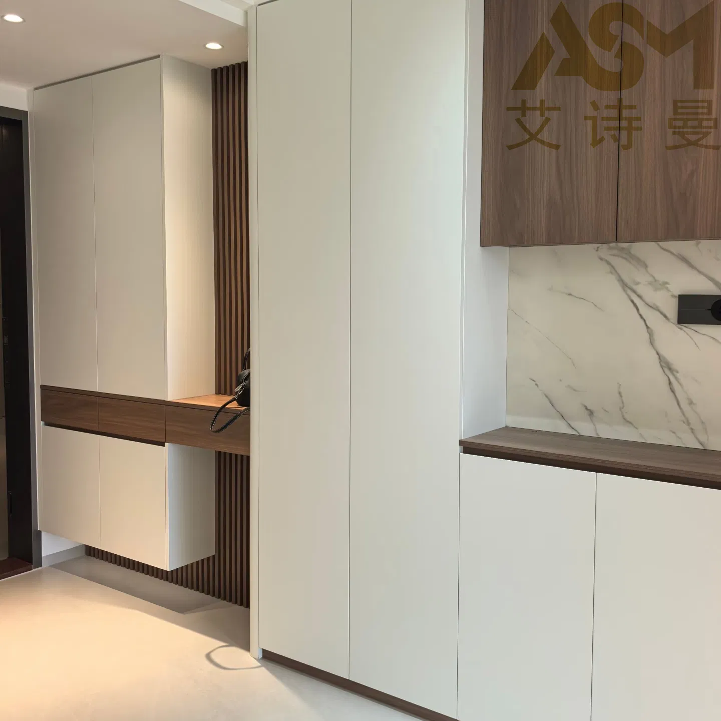 Wooden Furniture Lockable Drawer Flip Entryway Electric Folding Mirror White Furniture Flip 2-Door Drawer More 3-Drawer School Wooden Furniture Shoe Cabinet