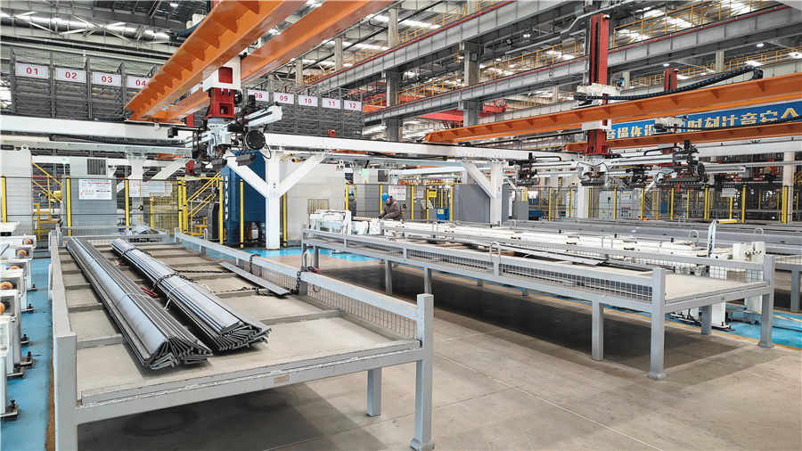 Laser cutting of high-tensile steel plates