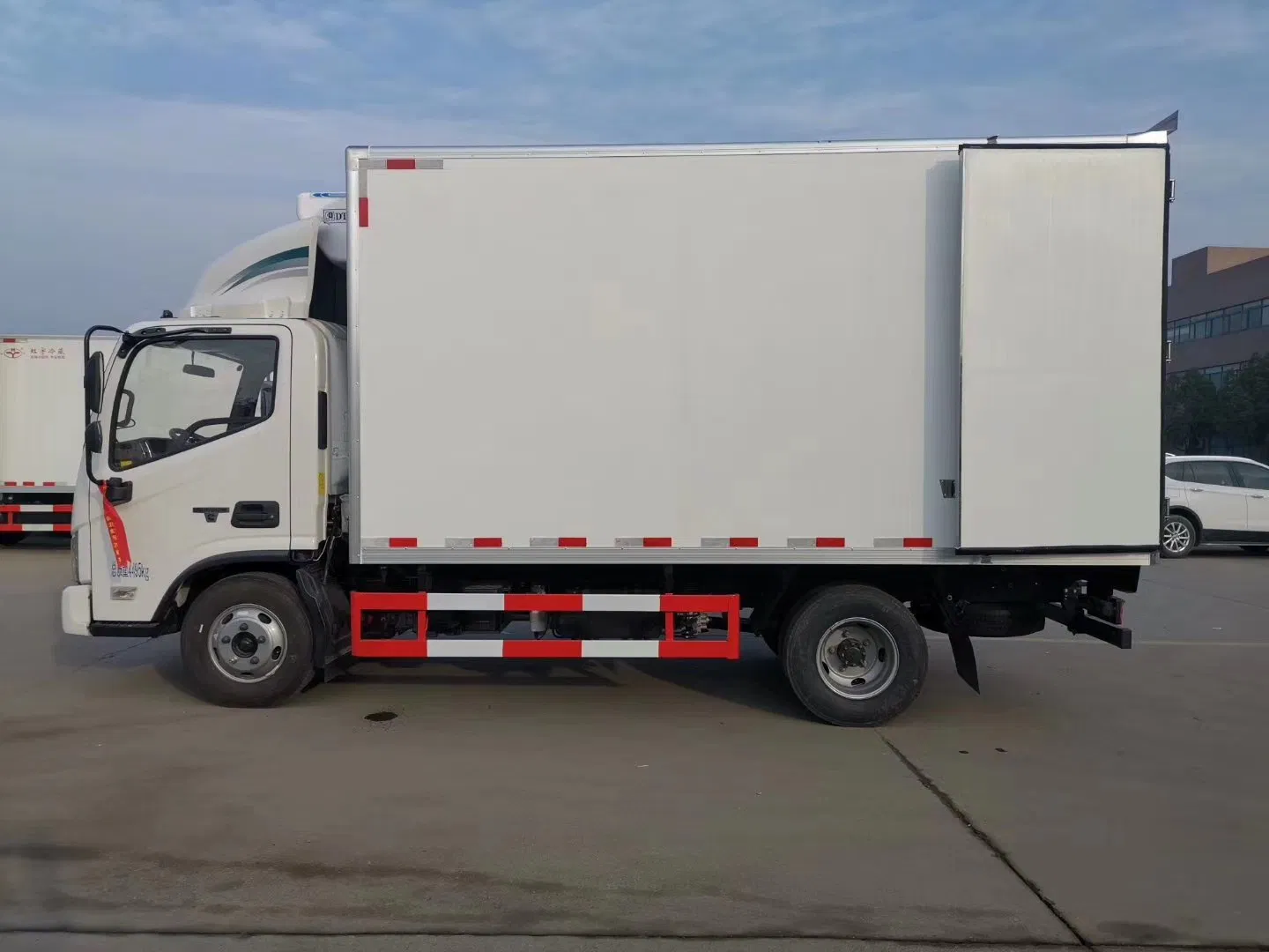Foton Oumako S3 Refrigerated Truck Narrow Body 4 * 2 Drive Cold Chain Transport Vehicle Temperature Controlled Refrigerated Truck