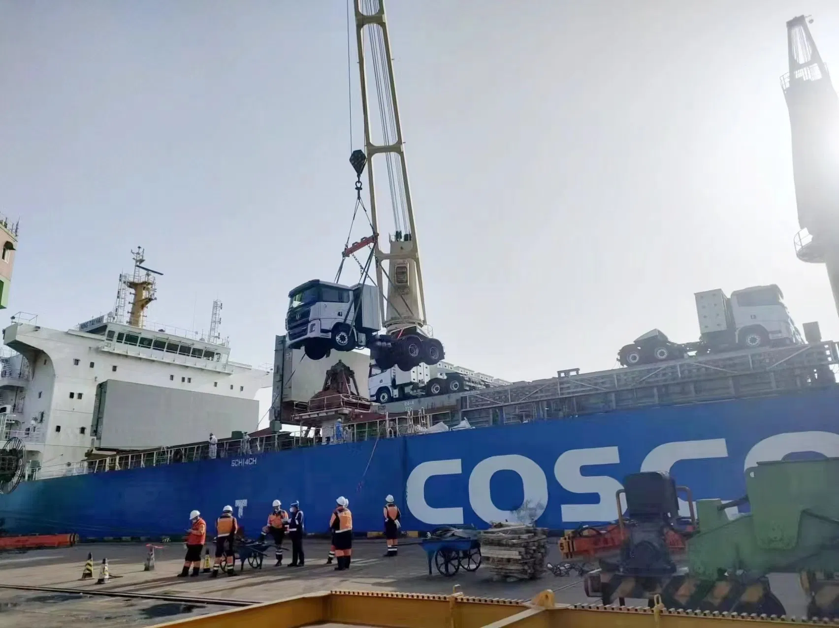 Dalian to Guayaquil Container Shipping - Door to Port Transport Solution
